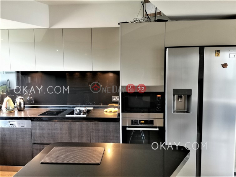 HK$ 68,000/ month, The Royal Court Central District | Rare 1 bedroom in Mid-levels Central | Rental