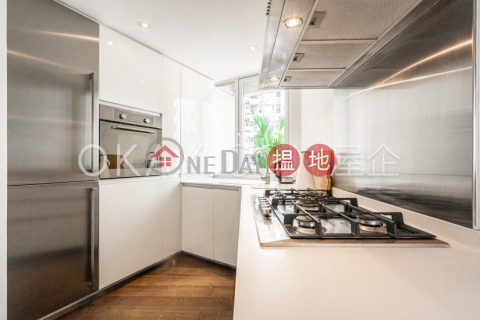 Generous 2 bedroom in Aberdeen | Rental, Kwun King Court ( Block U ) Aberdeen Centre 香港仔中心 觀景閣 (U座) | Southern District (OKAY-R396619)_0