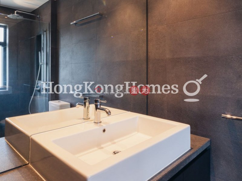 HK$ 50,000/ month GLENEALY TOWER Central District, 1 Bed Unit for Rent at GLENEALY TOWER