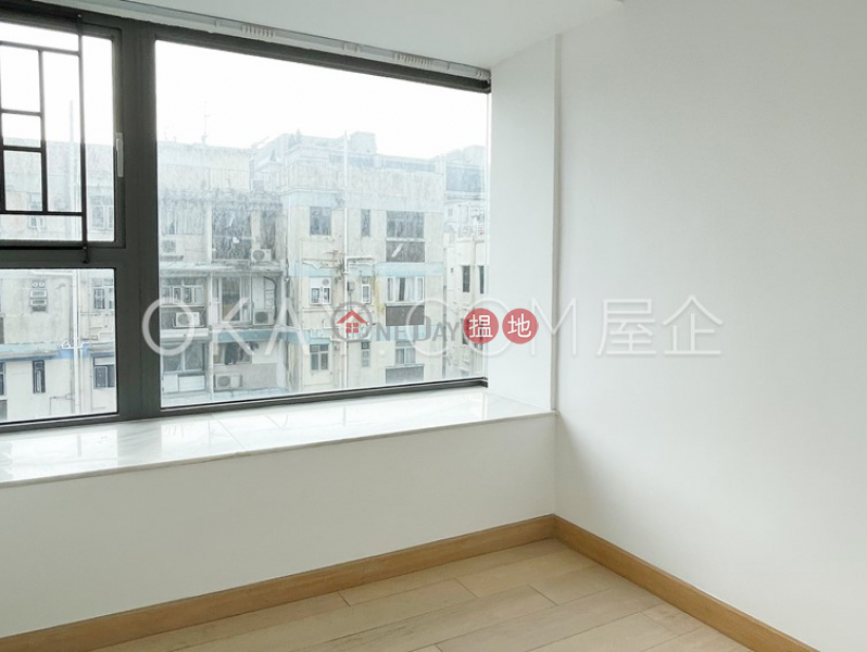 HK$ 26,500/ month, Luxe Metro, Kowloon City | Generous 3 bedroom with balcony | Rental