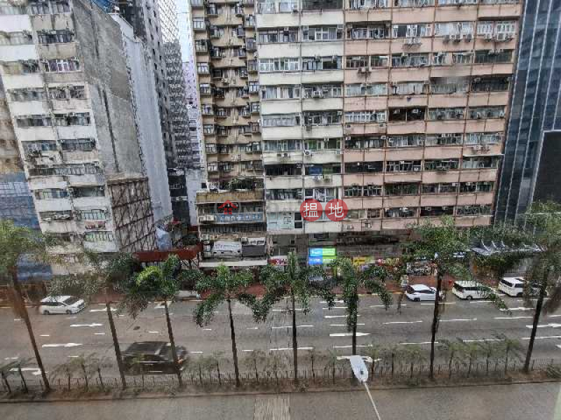 HK$ 31,000/ month Tower 188 | Wan Chai District | TEL: 98755238 near MTR