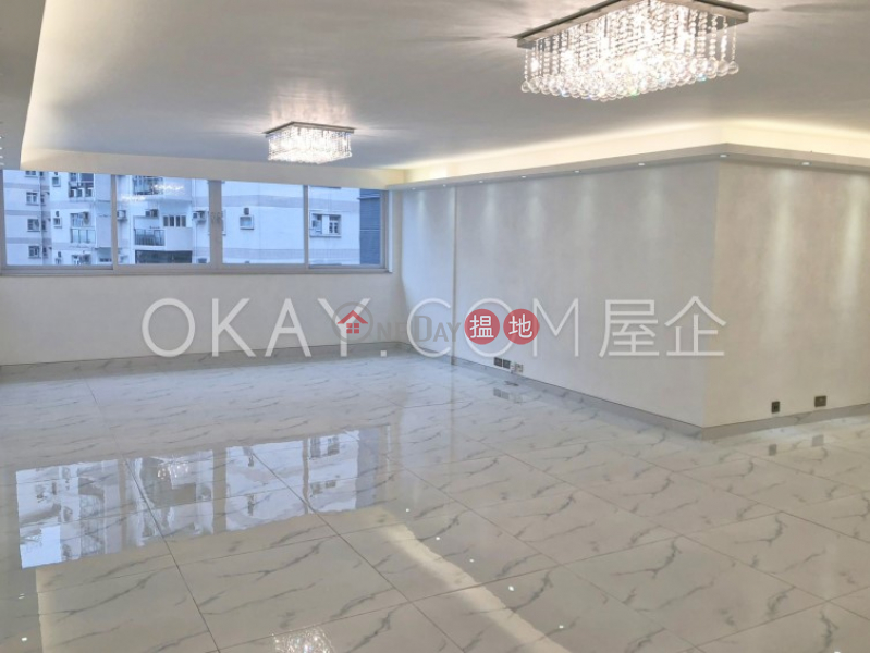 Efficient 3 bedroom with parking | For Sale | Wing On Court 永安台 Sales Listings