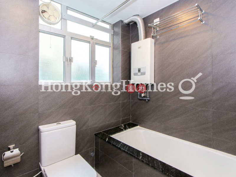 Property Search Hong Kong | OneDay | Residential | Rental Listings | 3 Bedroom Family Unit for Rent at Robinson Mansion
