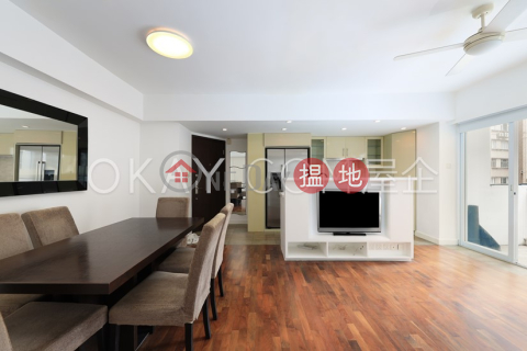 Efficient 1 bedroom with balcony | For Sale | Village Tower 山村大廈 _0