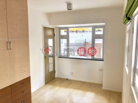 1 Bed Flat for Rent in Wan Chai, Kin On Building 堅安大廈 | Wan Chai District (EVHK39213)_0