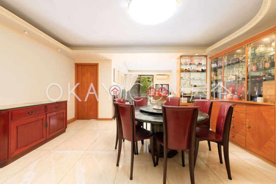 HK$ 18M | May King Court, Kowloon Tong | Charming 3 bedroom on high floor with rooftop & balcony | For Sale