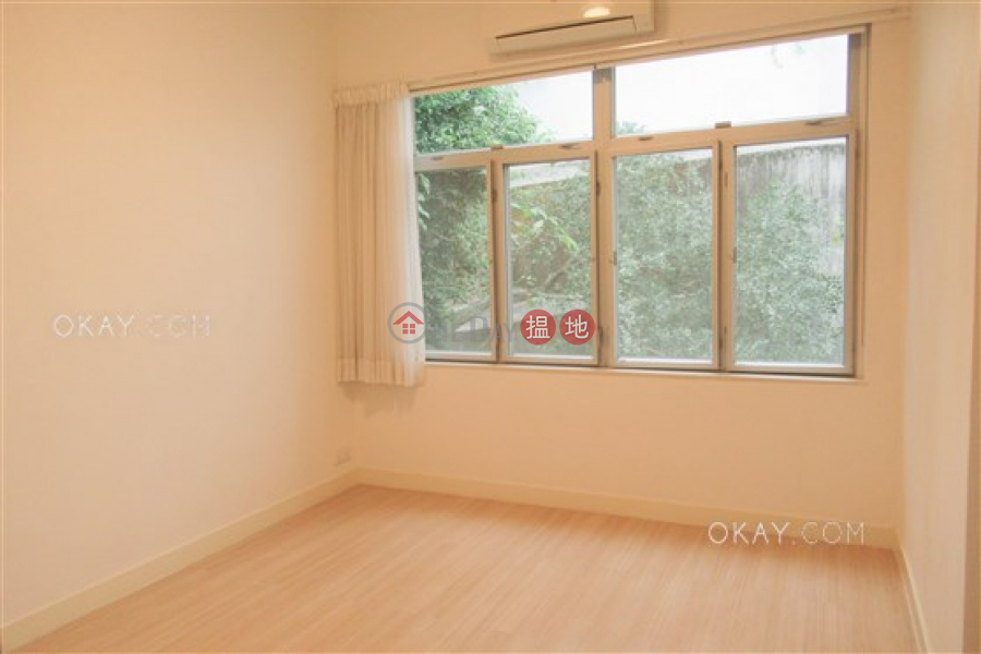 Stylish 4 bedroom on high floor with balcony & parking | Rental | Brewin Court 明雅園 Rental Listings