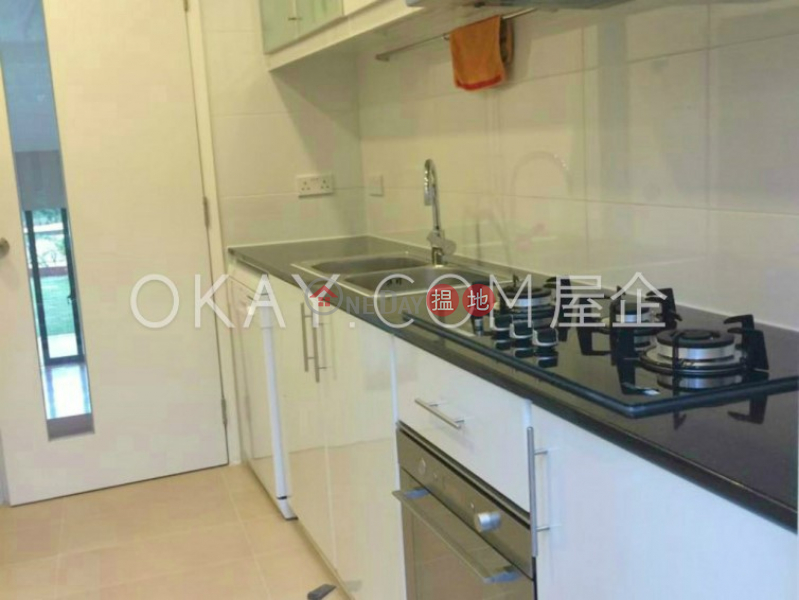 Unique house with rooftop | For Sale, Stanley Court 海灣園 Sales Listings | Southern District (OKAY-S16661)