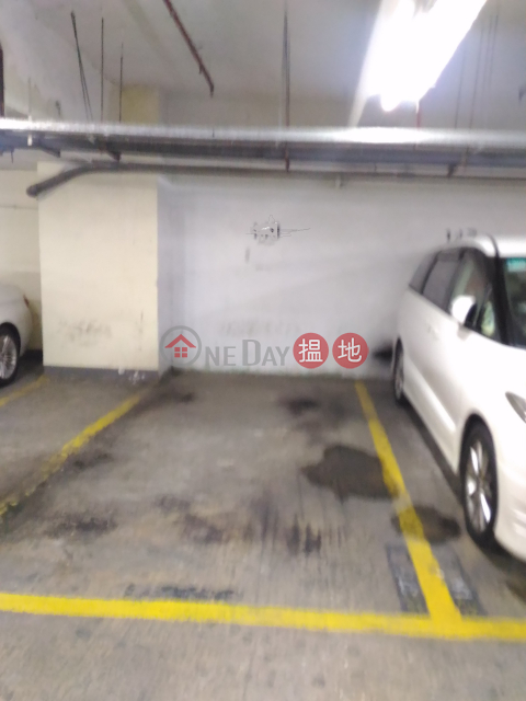 private carpark, Kwun Tong Industrial Centre 官塘工業中心 | Kwun Tong District (KANTS-0524954954)_0