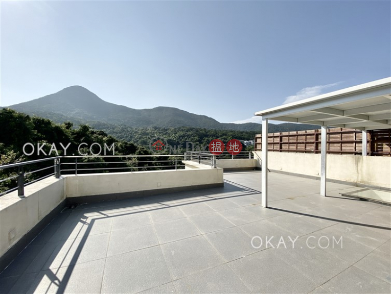 Gorgeous house with rooftop, terrace & balcony | For Sale | Mau Po Village 茅莆村 Sales Listings