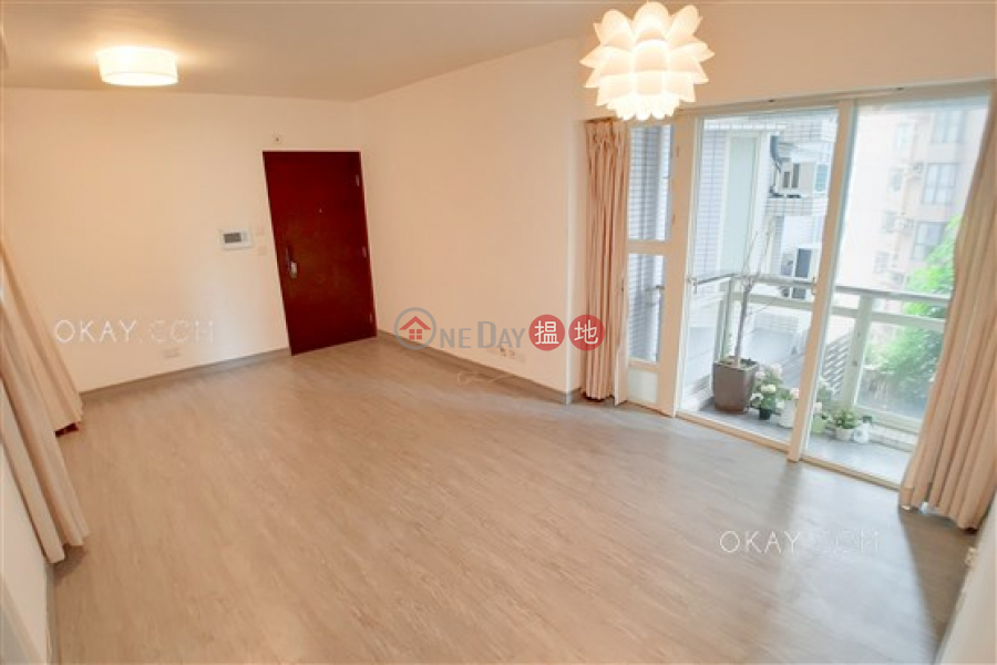Tasteful 3 bedroom with balcony | Rental, Centrestage 聚賢居 Rental Listings | Central District (OKAY-R62993)