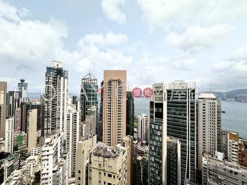 Nicely kept 2 bedroom on high floor with balcony | Rental | 1 Wo Fung Street | Western District | Hong Kong Rental HK$ 36,000/ month