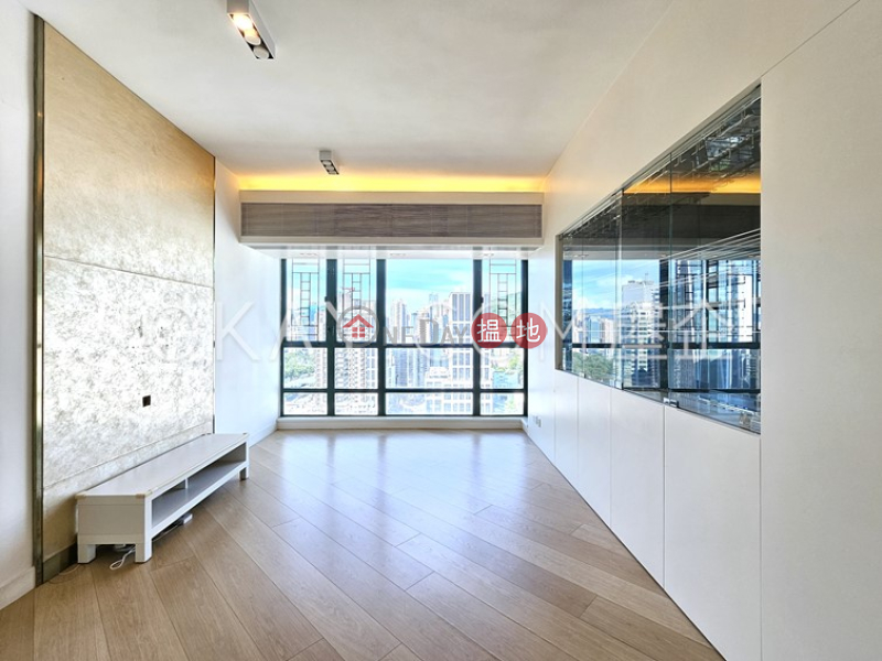 Gorgeous 2 bedroom on high floor with parking | For Sale | Caroline Garden 加路連花園 Sales Listings