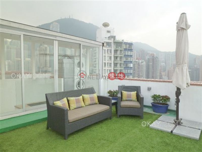 Lovely penthouse with harbour views & rooftop | Rental | Queen\'s Terrace 帝后華庭 Rental Listings