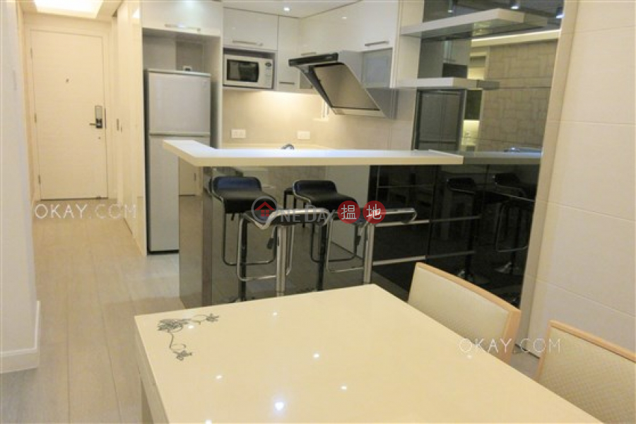 Generous 2 bedroom in Wan Chai | Rental | 6A-B O Brien Road | Wan Chai District Hong Kong, Rental | HK$ 28,000/ month