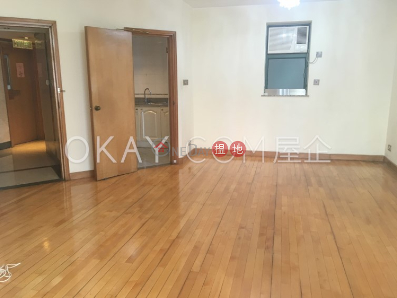 3房2廁俊傑花園出租單位-48列堤頓道 | 西區香港|出租-HK$ 35,000/ 月