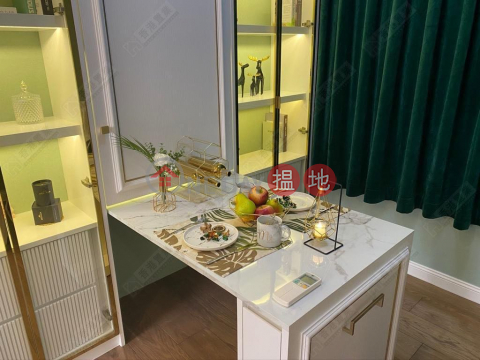 Three bedrooms and one apartment in Harbour Pinnacle | Harbour Pinnacle 凱譽 _0
