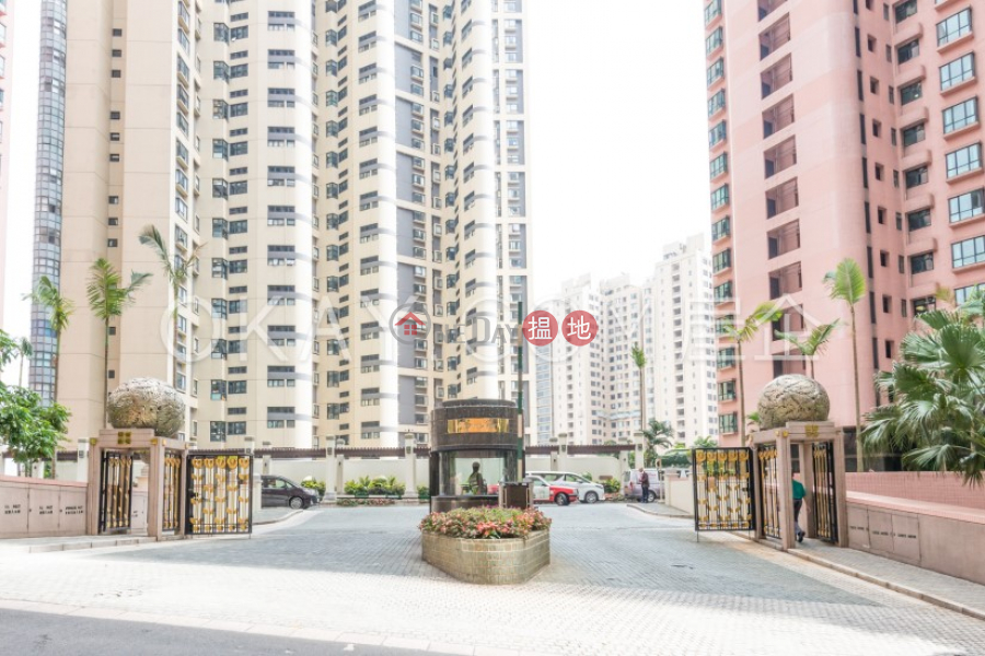 HK$ 93,000/ 月帝景園|中區3房2廁,極高層,星級會所,連車位帝景園出租單位