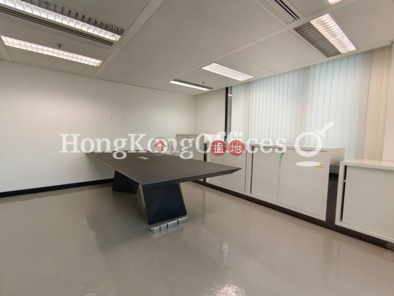 HK$ 33,133/ month Lu Plaza Kwun Tong District, Industrial,office Unit for Rent at Lu Plaza