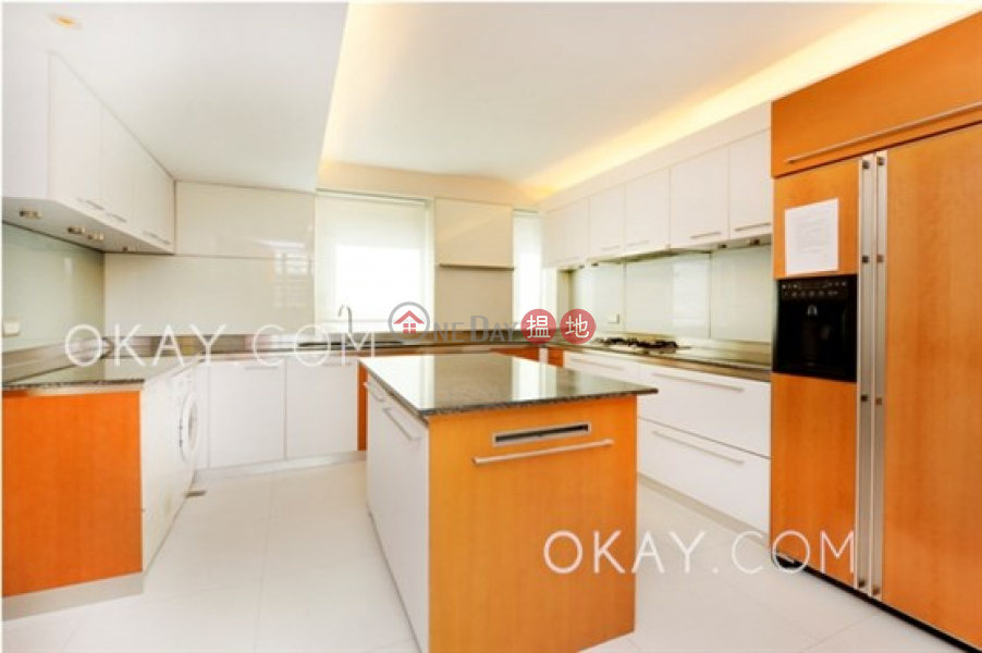 HK$ 168,000/ month 56 Repulse Bay Road Southern District Unique house with rooftop | Rental