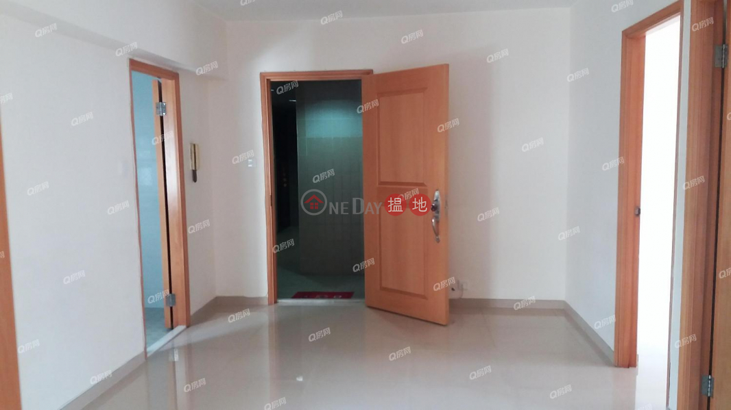 Property Search Hong Kong | OneDay | Residential Rental Listings, To Li Court ( Tower 3) Ying Ga Garden | 3 bedroom Low Floor Flat for Rent