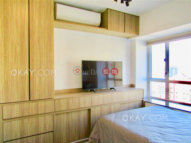 HK$ 42,000/ month | Floral Tower Western District, Stylish 2 bed on high floor with sea views & rooftop | Rental