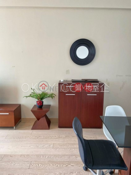 HK$ 13.5M, SOHO 189 | Western District, Rare 2 bedroom on high floor | For Sale