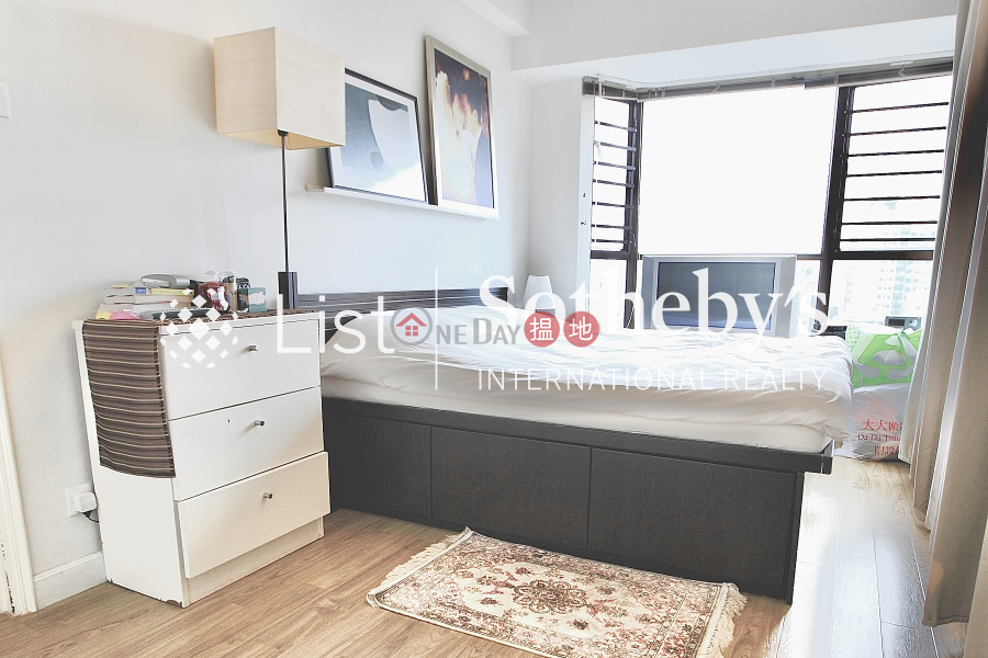 HK$ 54,000/ month Dragonview Court Western District Property for Rent at Dragonview Court with 3 Bedrooms