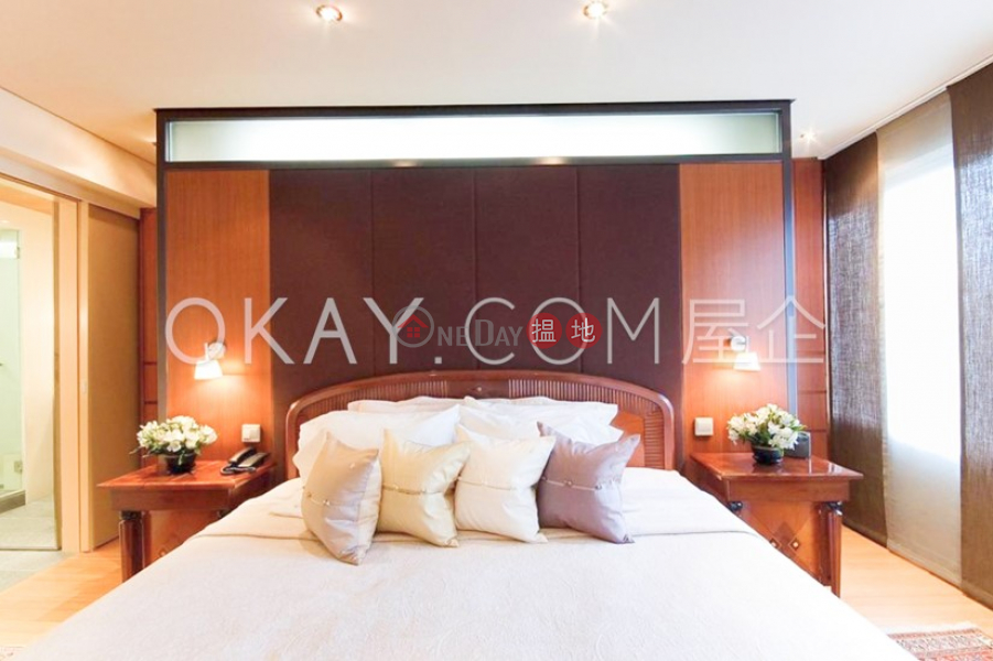 HK$ 63M Dragon View, Central District | Efficient 3 bedroom with balcony & parking | For Sale