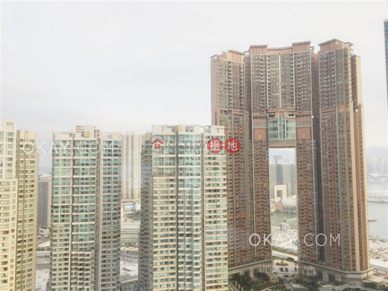 HK$ 46,000/ month The Cullinan Tower 21 Zone 6 (Aster Sky) Yau Tsim Mong Luxurious 2 bedroom in Kowloon Station | Rental
