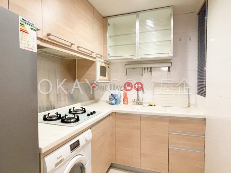 Gorgeous 1 bedroom with terrace & balcony | For Sale | The Zenith Phase 1, Block 2 尚翹峰1期2座 Sales Listings