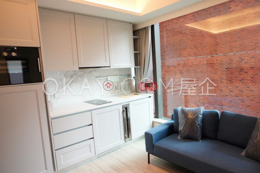 Unique 1 bedroom with balcony | Rental, 8 Mosque Street 摩羅廟街8號 Rental Listings | Western District (OKAY-R385431)