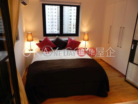 Generous 1 bedroom in Sheung Wan | For Sale | Kelford Mansion 啟發大廈 _0