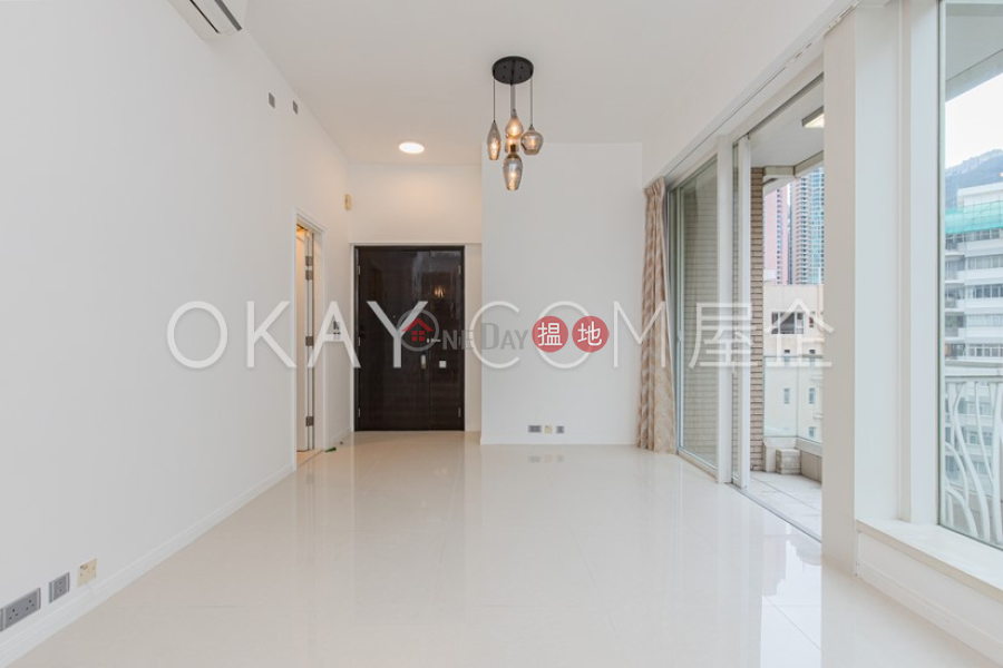 Tasteful 3 bedroom with balcony | For Sale | 18 Conduit Road 干德道18號 Sales Listings