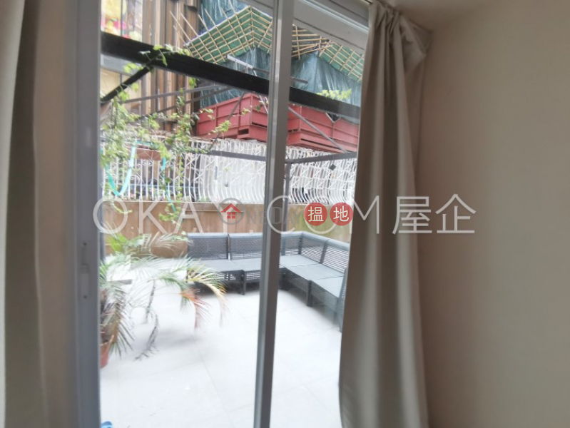 HK$ 8.6M | Good View Court, Western District, Cozy 1 bedroom with terrace | For Sale