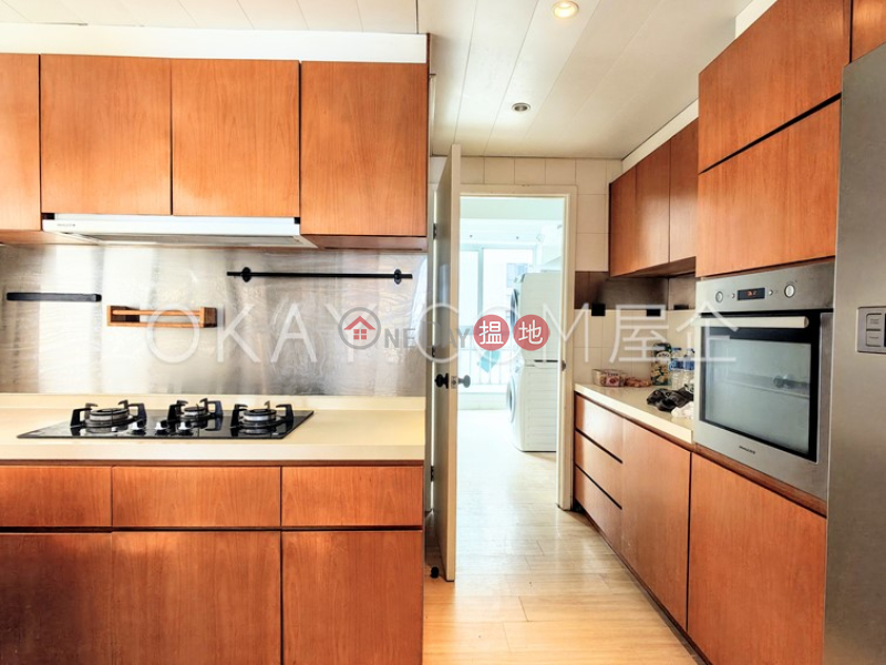 香港搵樓|租樓|二手盤|買樓| 搵地 | 住宅出租樓盤-3房2廁,極高層,連車位,露台南灣大廈出租單位