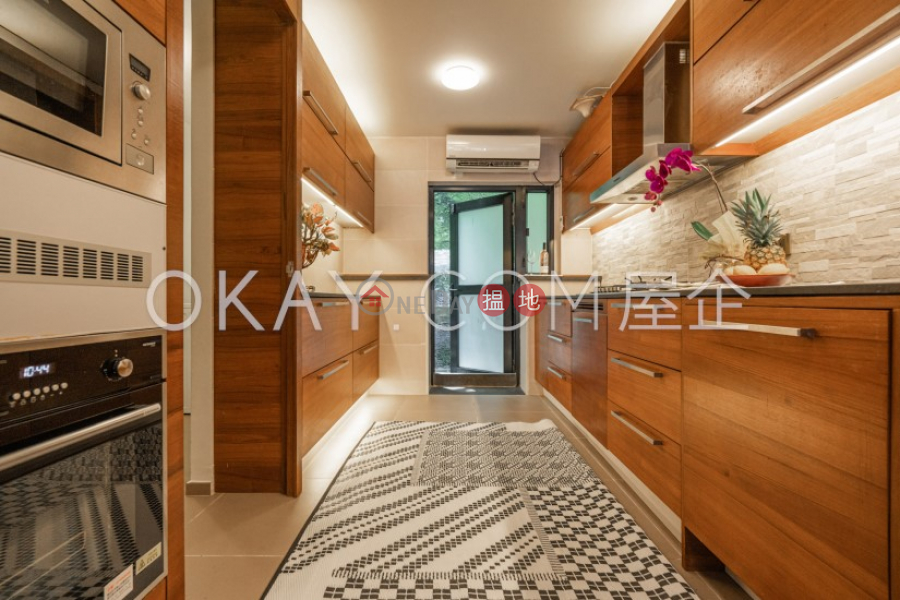 Stylish house with terrace, balcony | Rental Lobster Bay Road | Sai Kung | Hong Kong Rental HK$ 33,000/ month