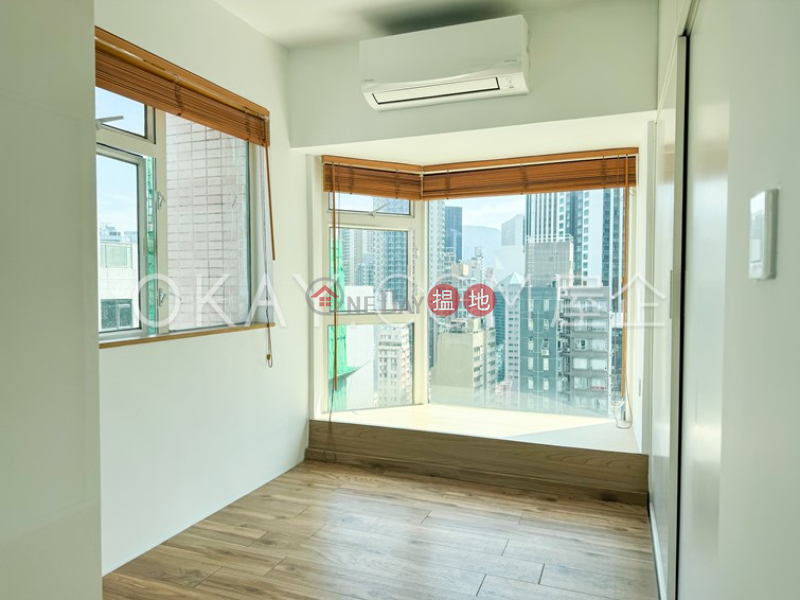 HK$ 29,000/ month | Able Building Wan Chai District | Cozy studio on high floor with rooftop | Rental