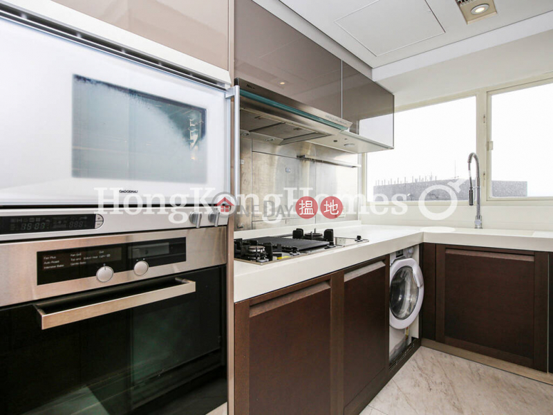 HK$ 42,000/ month, Centrestage, Central District | 3 Bedroom Family Unit for Rent at Centrestage