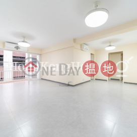 3 Bedroom Family Unit for Rent at Block 2 Phoenix Court | Block 2 Phoenix Court 鳳凰閣 2座 _0