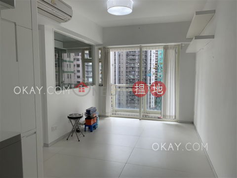Tasteful 1 bedroom with balcony | Rental, Centrestage 聚賢居 | Central District (OKAY-R551)_0