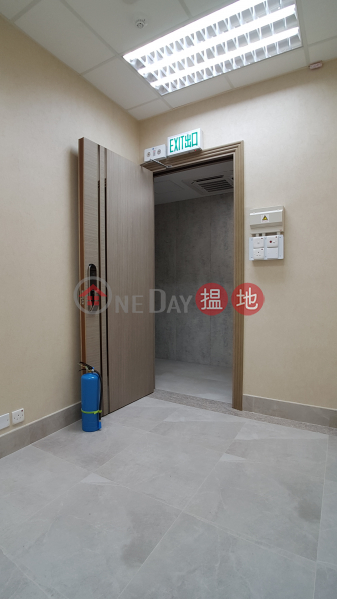 HK$ 2,700/ 月|永祥工業大廈-葵青-永祥工業大廈/獨立工作室/貨倉/公司/創業/露天平台/新靚裝修/近地鐵
