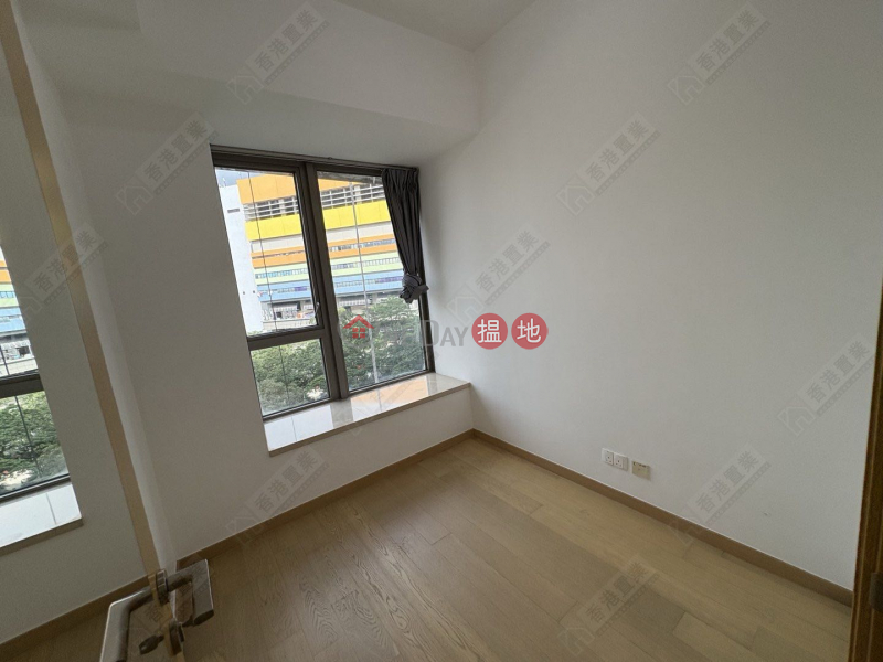 Two bedrooms and one apartment in GRAND AUSTIN 9 Austin Road West | Yau Tsim Mong, Hong Kong, Sales, HK$ 15M