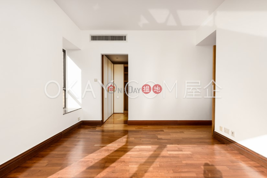 Property Search Hong Kong | OneDay | Residential | Sales Listings | Luxurious 3 bedroom with parking | For Sale