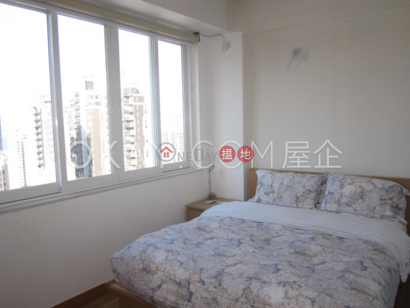 HK$ 30,000/ month | Rhine Court Western District | Lovely 1 bedroom on high floor with harbour views | Rental