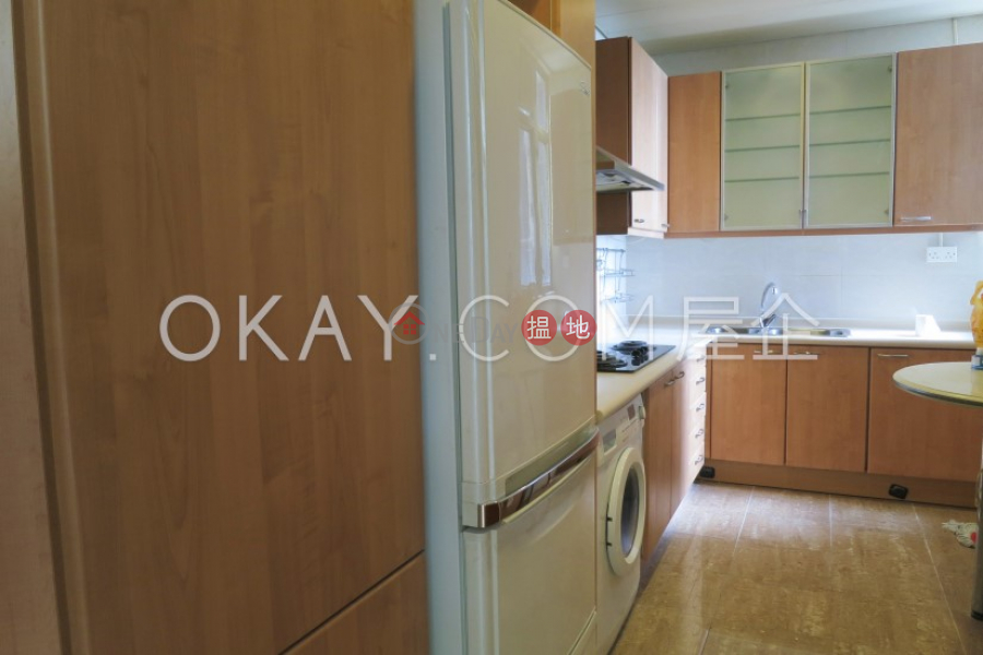 Lovely 4 bedroom on high floor with sea views & balcony | Rental | Sorrento Phase 2 Block 1 擎天半島2期1座 Rental Listings