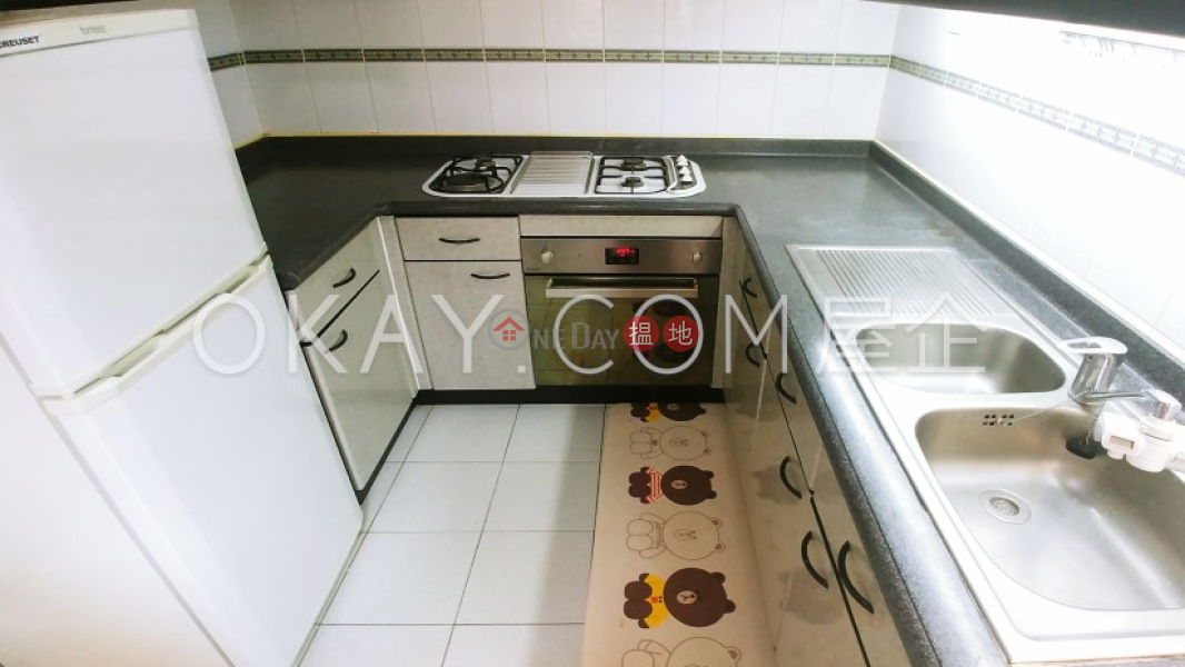 Tasteful 2 bedroom on high floor | Rental 18 Old Peak Road | Central District | Hong Kong Rental HK$ 38,000/ month