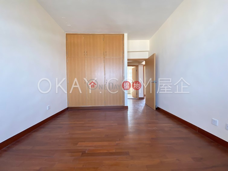 HK$ 64,800/ month Aurizon Quarters, Wan Chai District | Exquisite 3 bed on high floor with balcony & parking | Rental