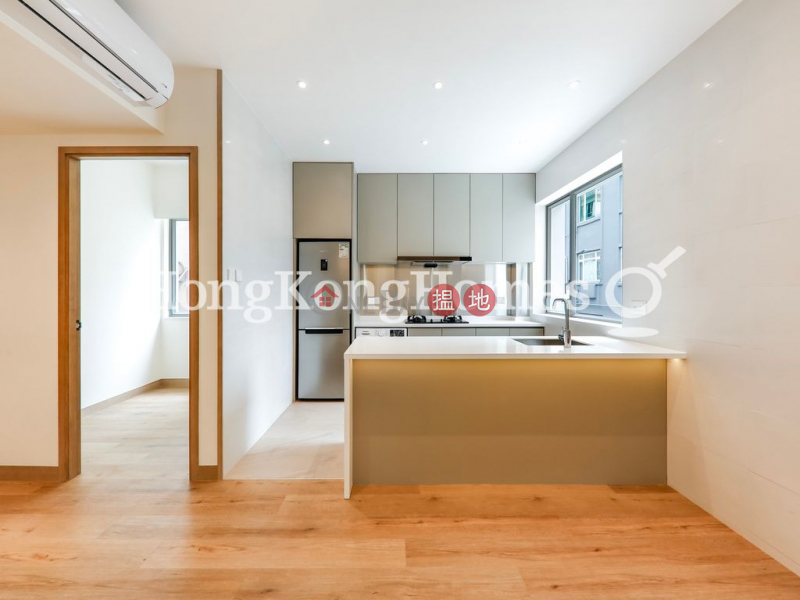 HK$ 52,000/ month Royal Villa Wan Chai District 3 Bedroom Family Unit for Rent at Royal Villa