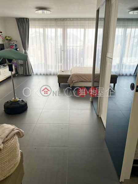 HK$ 45,000/ month | Tai Hang Terrace, Wan Chai District Efficient 2 bed on high floor with sea views & terrace | Rental